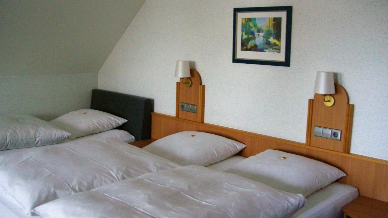 Gasthaus Zum Baeren Gaestehaus Wittighausen Eksteriør billede